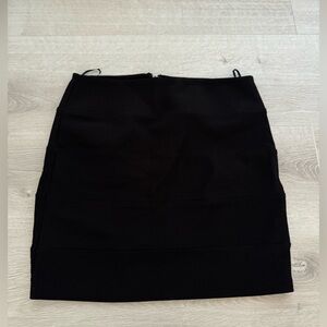 black pencil skirt